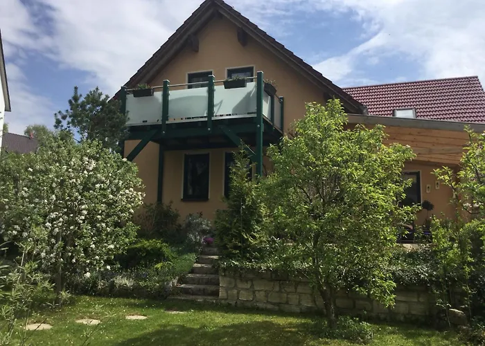 Mit Blick Auf Den Kickelhahn *