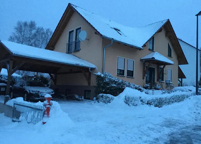 Mit Blick Auf Den Kickelhahn